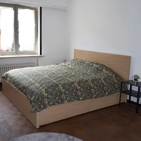 דירה 2br & 1lr Only 15 Mins To Gravensteen Castle
